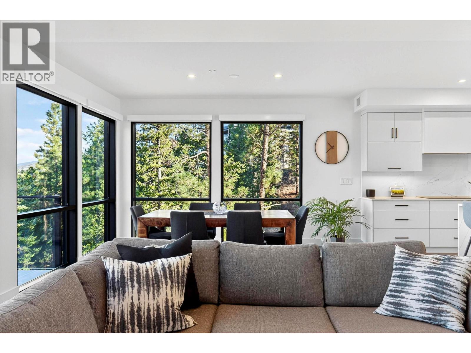 3434 McKinley Beach Drive Unit# 408, kelowna, British Columbia
