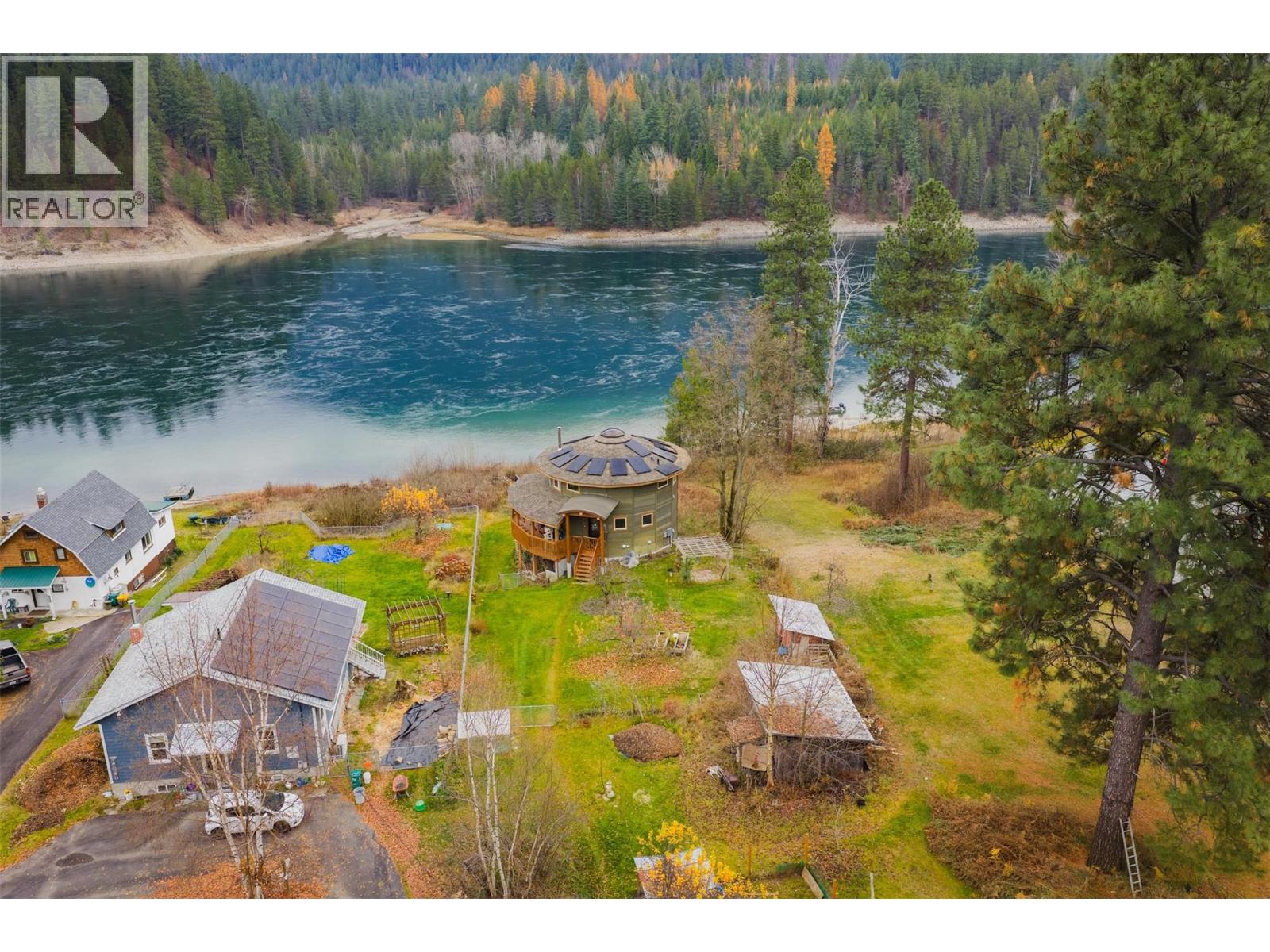 810a 16th Avenue, Genelle, British Columbia  V0G 1G0 - Photo 14 - 10369865