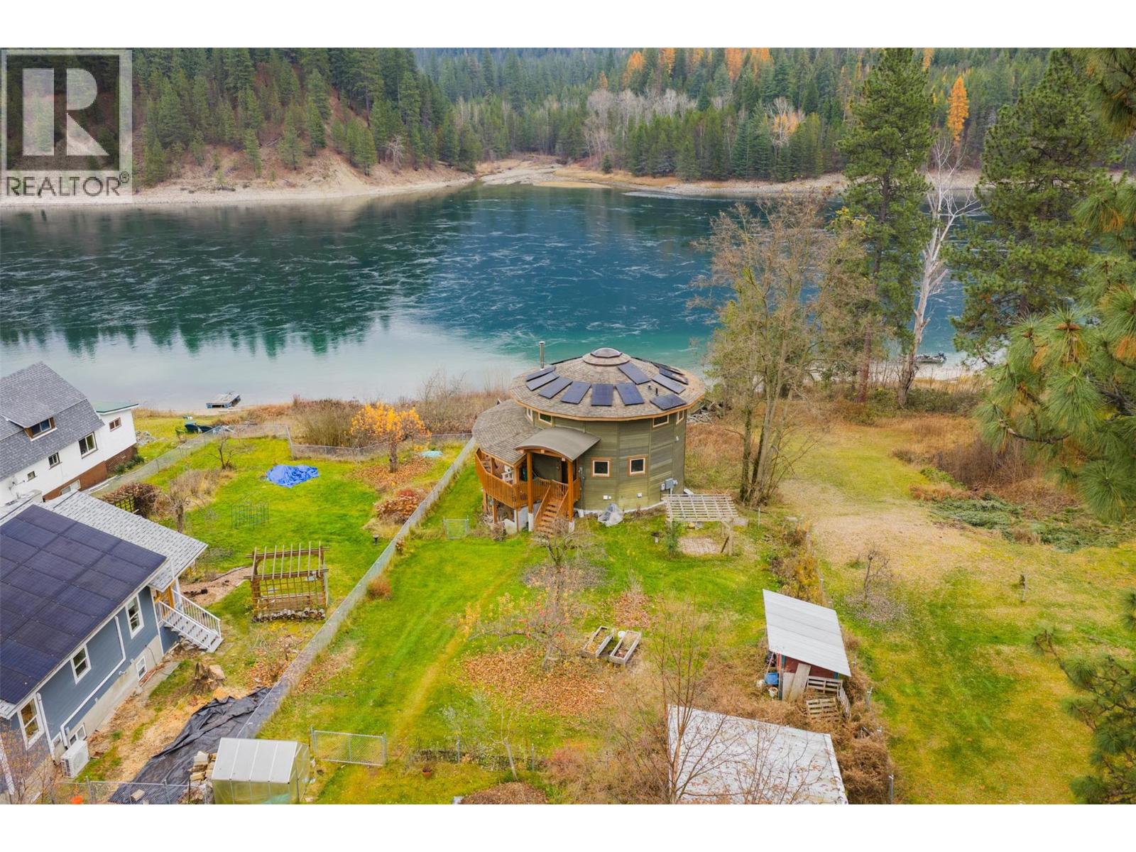810a 16th Avenue, Genelle, British Columbia  V0G 1G0 - Photo 15 - 10369865