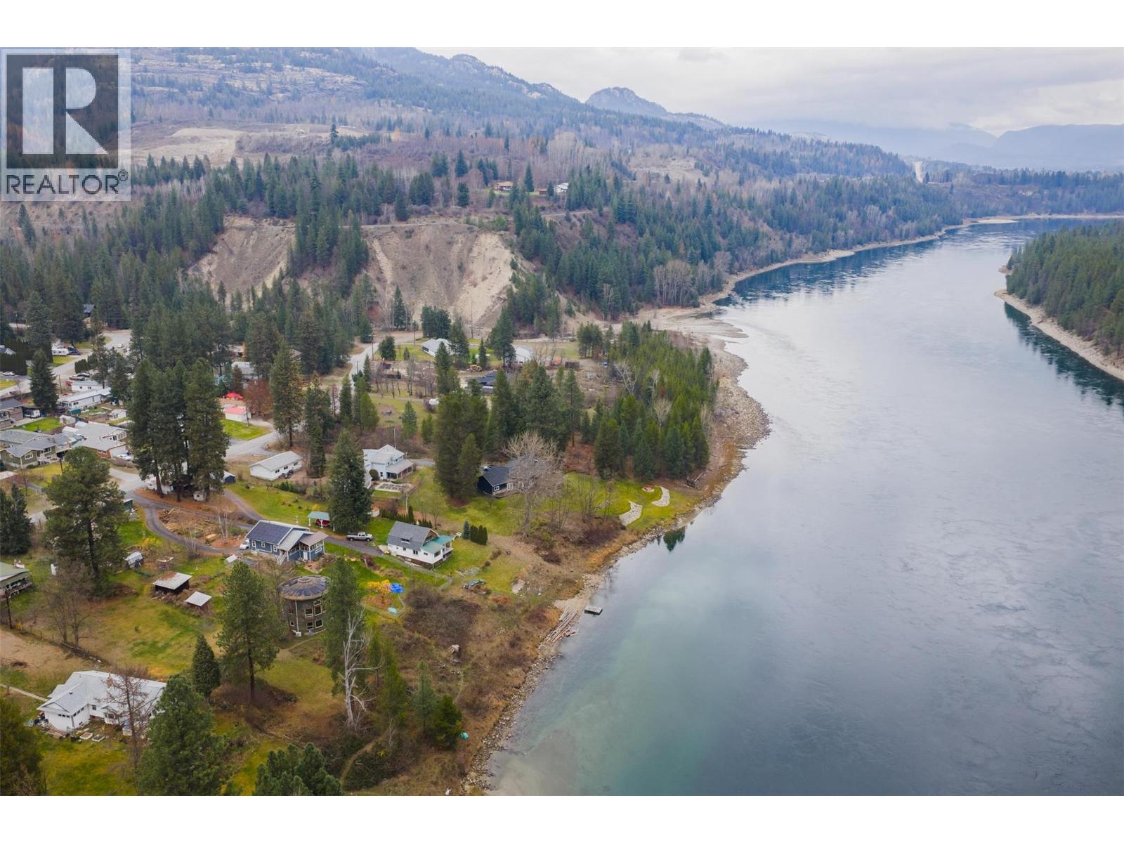 810a 16th Avenue, Genelle, British Columbia  V0G 1G0 - Photo 19 - 10369865
