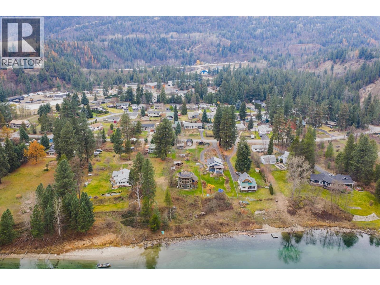 810a 16th Avenue, Genelle, British Columbia  V0G 1G0 - Photo 21 - 10369865