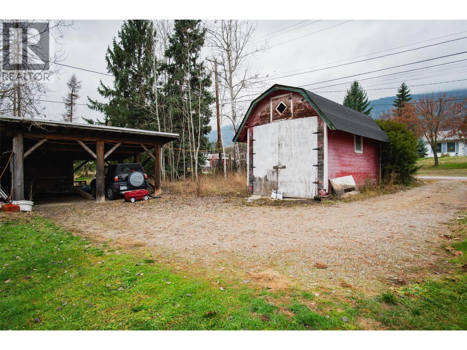 810a 16th Avenue, Genelle, British Columbia  V0G 1G0 - Photo 27 - 10369865