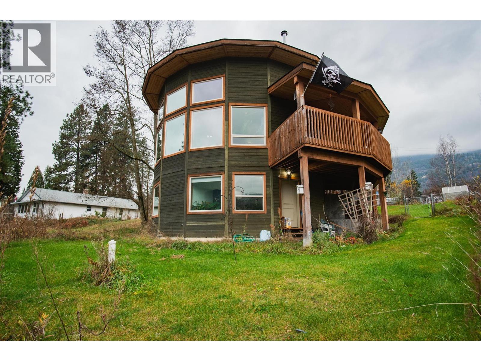 810a 16th Avenue, Genelle, British Columbia  V0G 1G0 - Photo 46 - 10369865