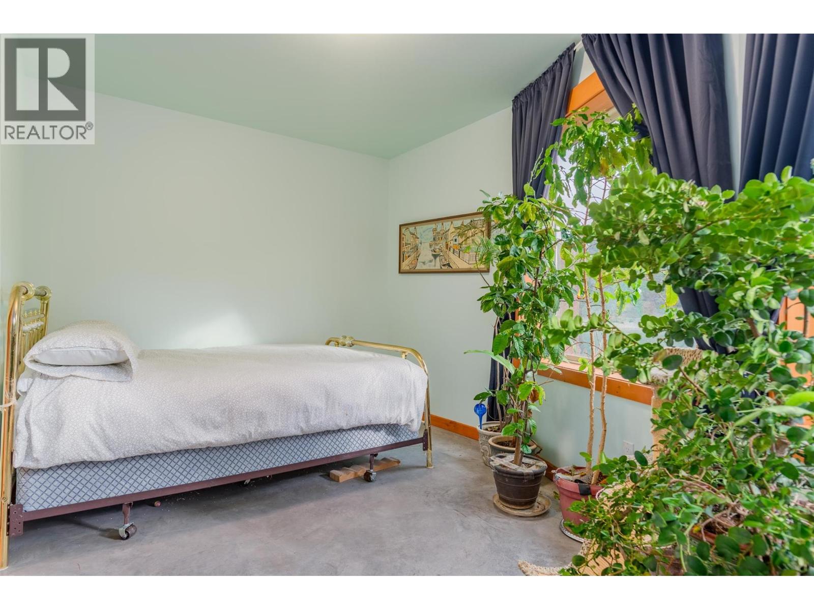 810a 16th Avenue, Genelle, British Columbia  V0G 1G0 - Photo 96 - 10369865
