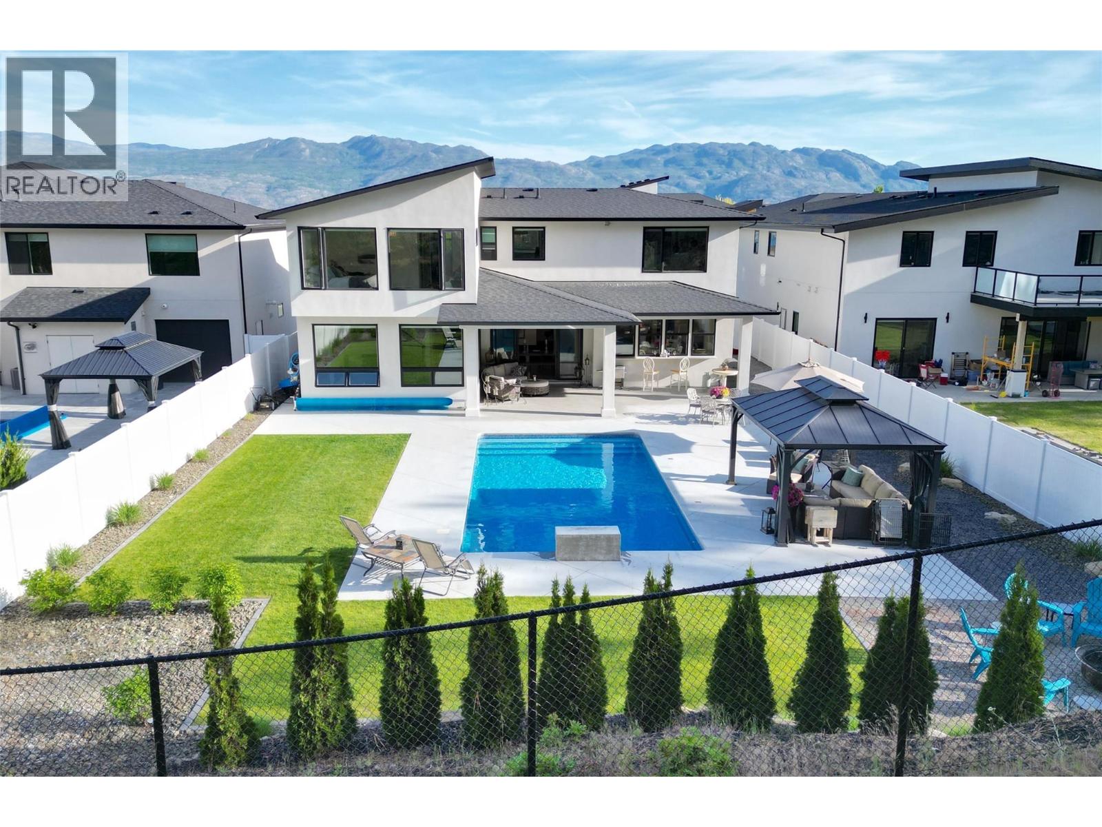 1584 Malbec Place, West Kelowna, British Columbia  V4T 3B5 - Photo 3 - 10369965
