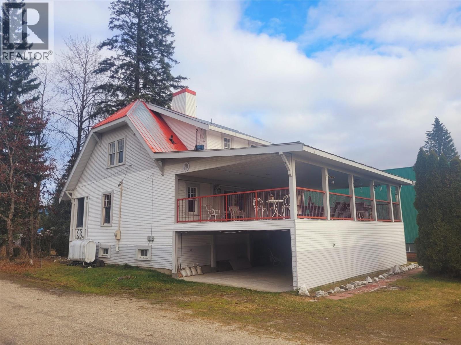 5928 Fourth Avenue, blue river, British Columbia