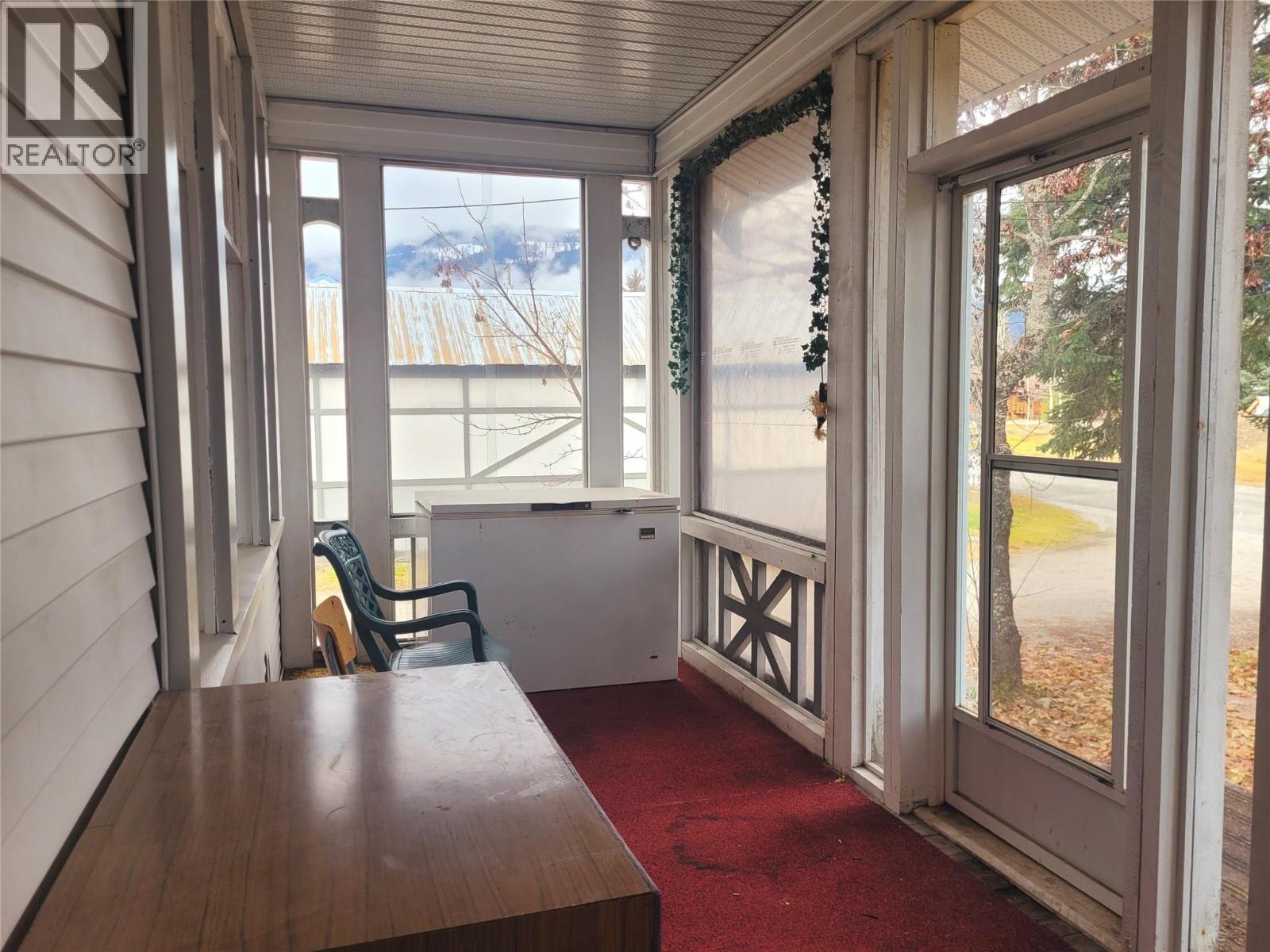 5928 Fourth Avenue, Blue River, British Columbia  V0E 1J0 - Photo 20 - 10369947