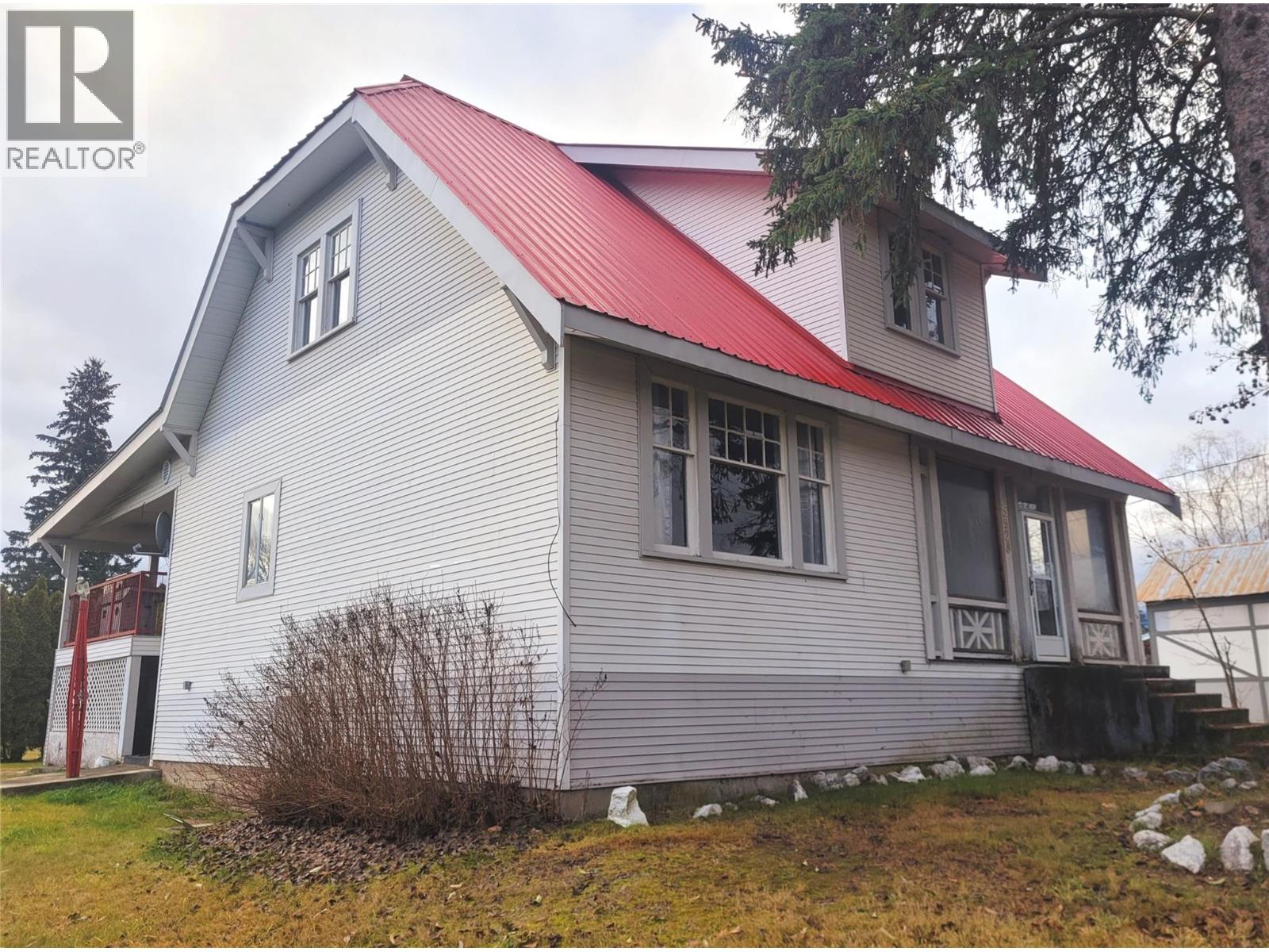 5928 Fourth Avenue, Blue River, British Columbia  V0E 1J0 - Photo 42 - 10369947