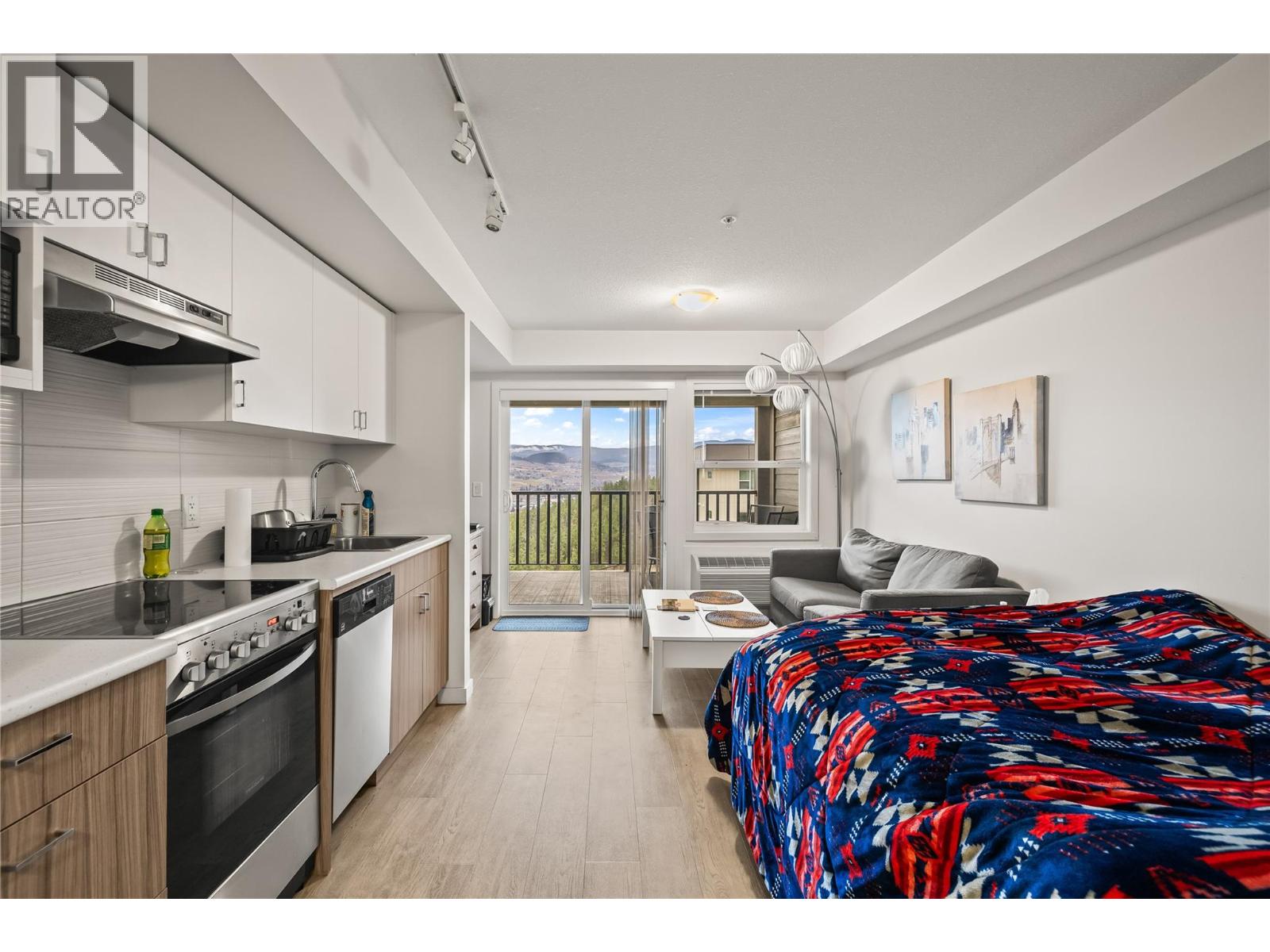 695 Academy Way Unit# 119, Kelowna, British Columbia  V1V 0C7 - Photo 4 - 10369194