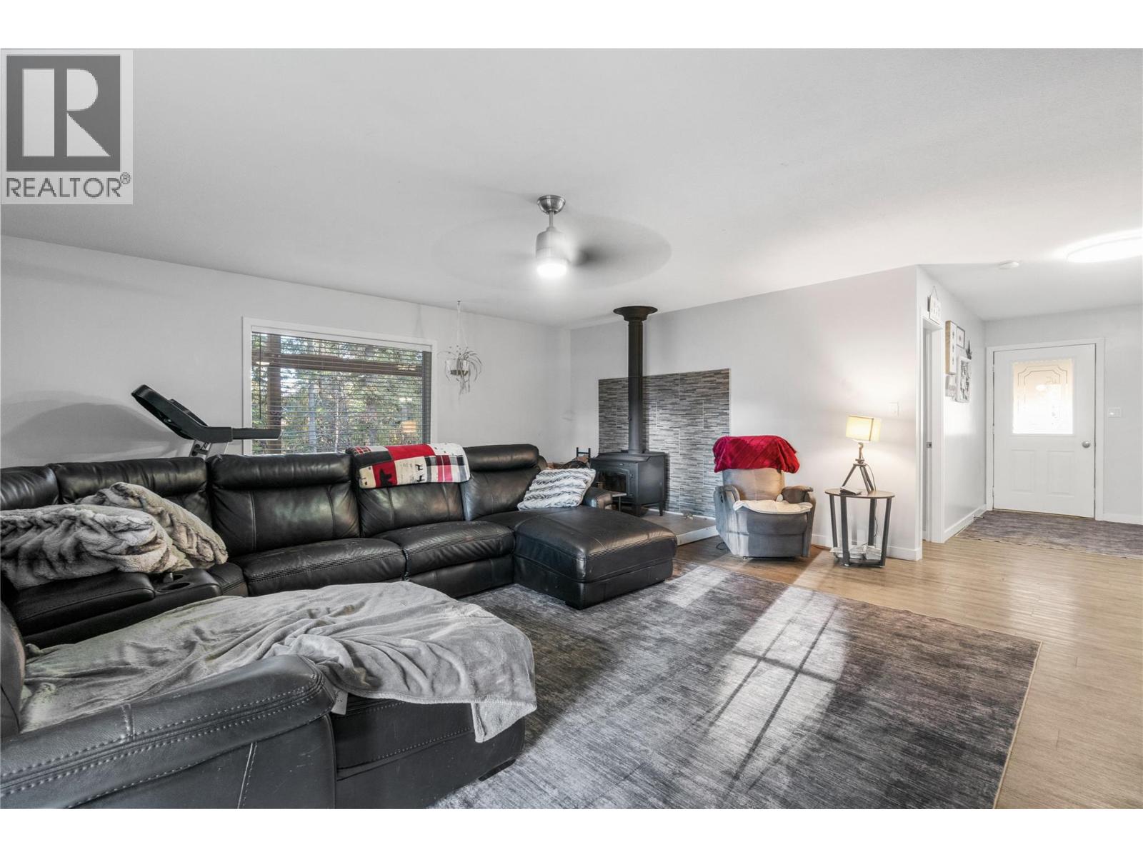 2550 Cody Road, Magna Bay, British Columbia  V0E 1M7 - Photo 15 - 10369775