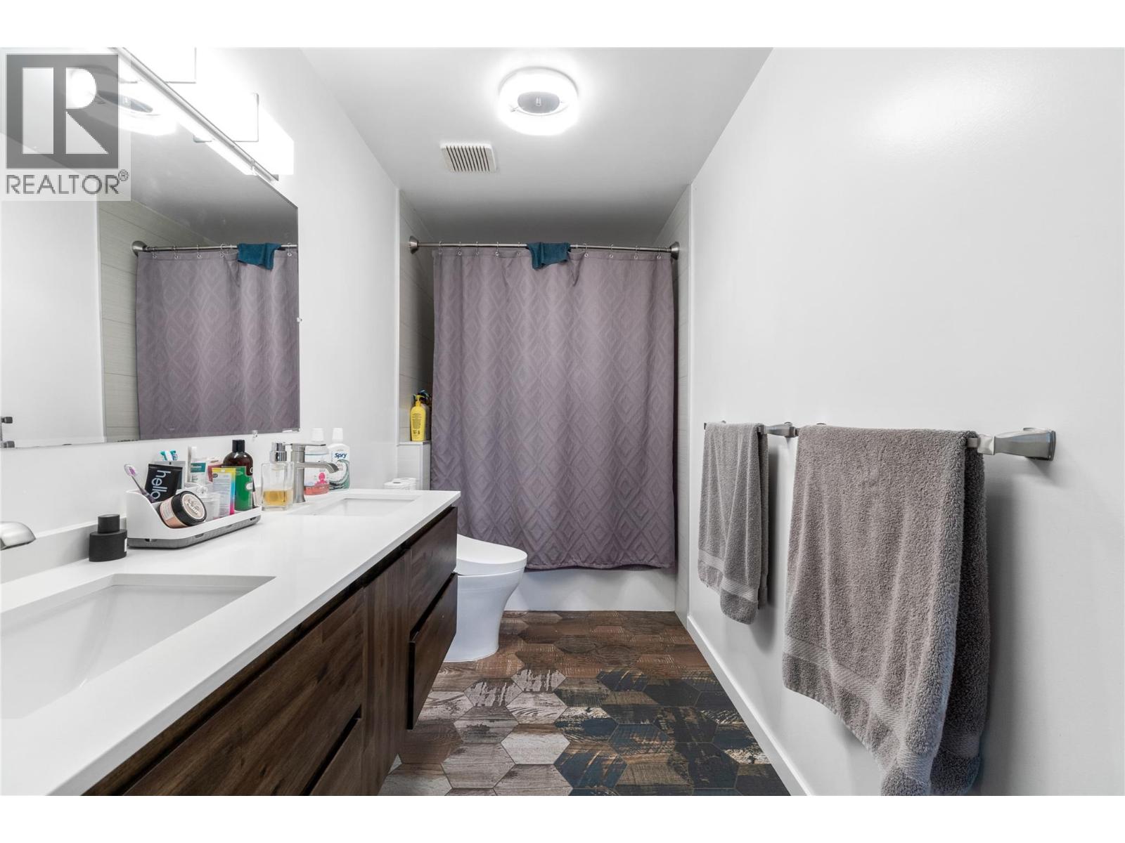 2550 Cody Road, Magna Bay, British Columbia  V0E 1M7 - Photo 25 - 10369775