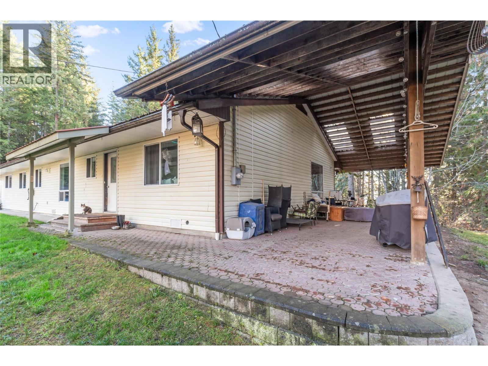 2550 Cody Road, Magna Bay, British Columbia  V0E 1M7 - Photo 35 - 10369775