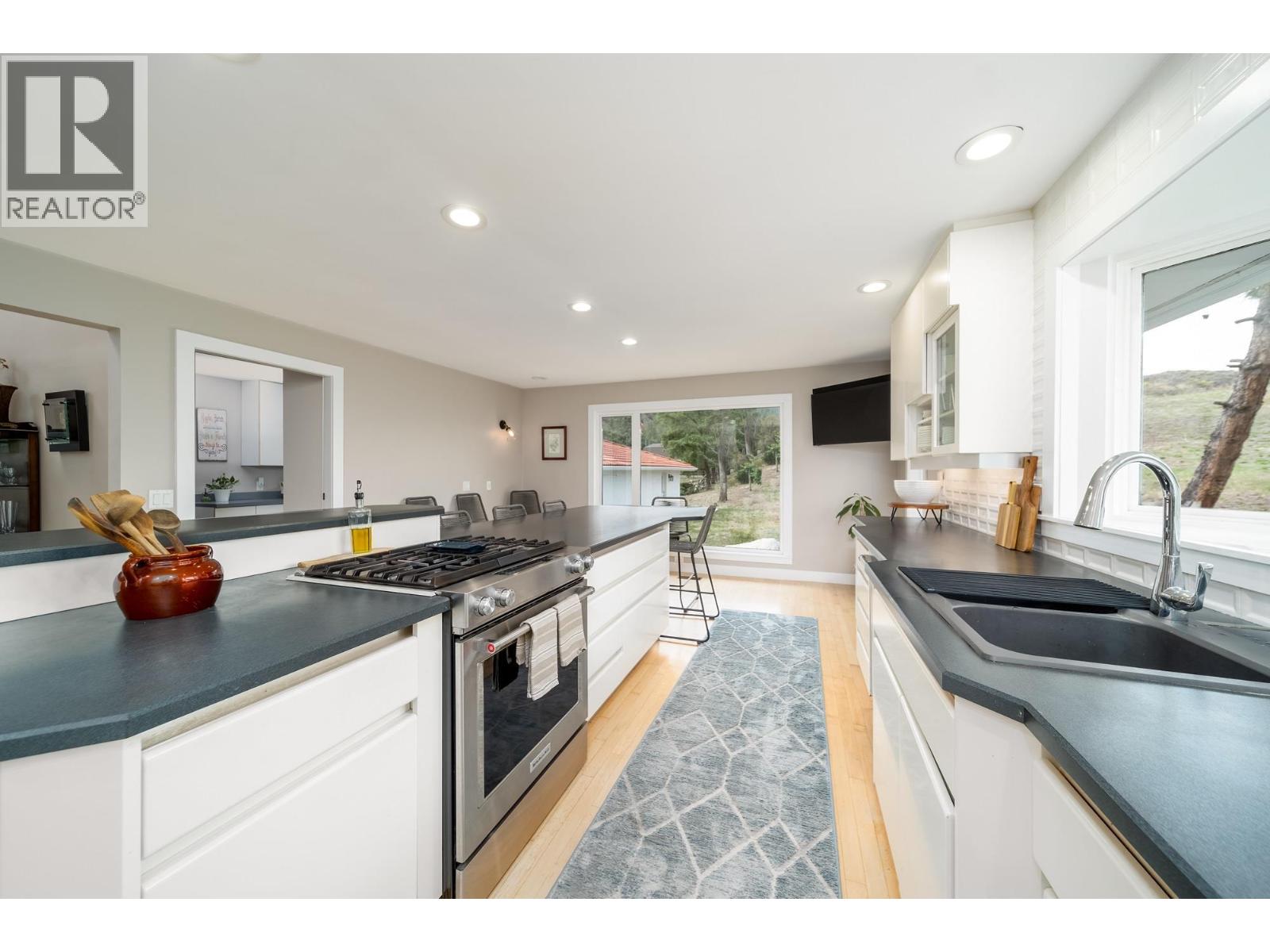 2760 Dry Valley Road, Kelowna, British Columbia  V1V 9T1 - Photo 16 - 10366442