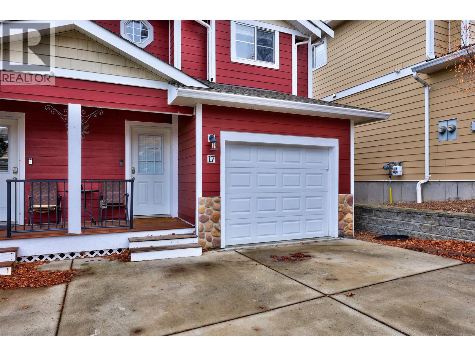 930 Stagecoach Drive Unit# 17, Kamloops, British Columbia  V2B 0A9 - Photo 3 - 10369915