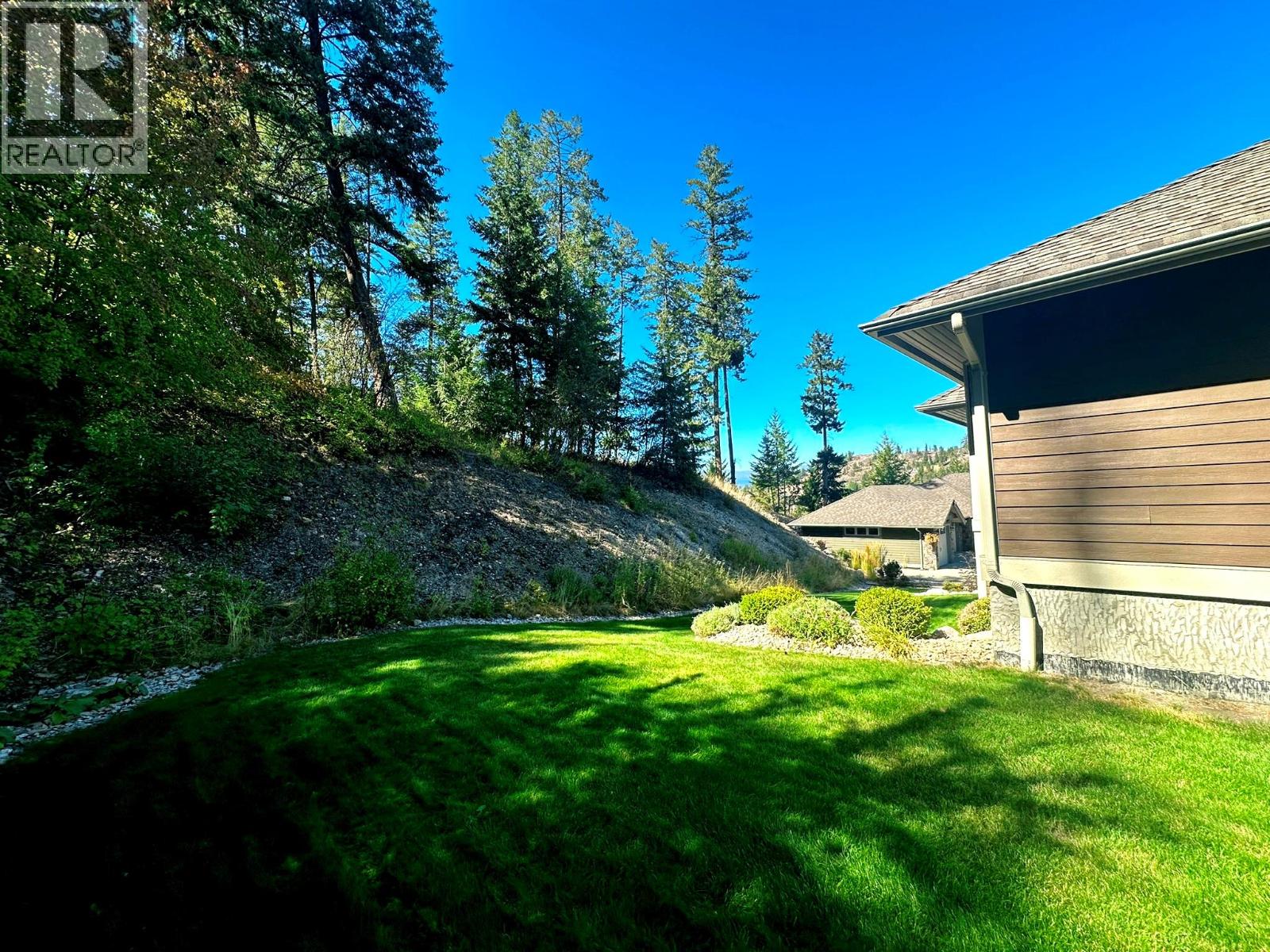 253 Dormie Place, Vernon, British Columbia  V1H 1Y5 - Photo 8 - 10369988