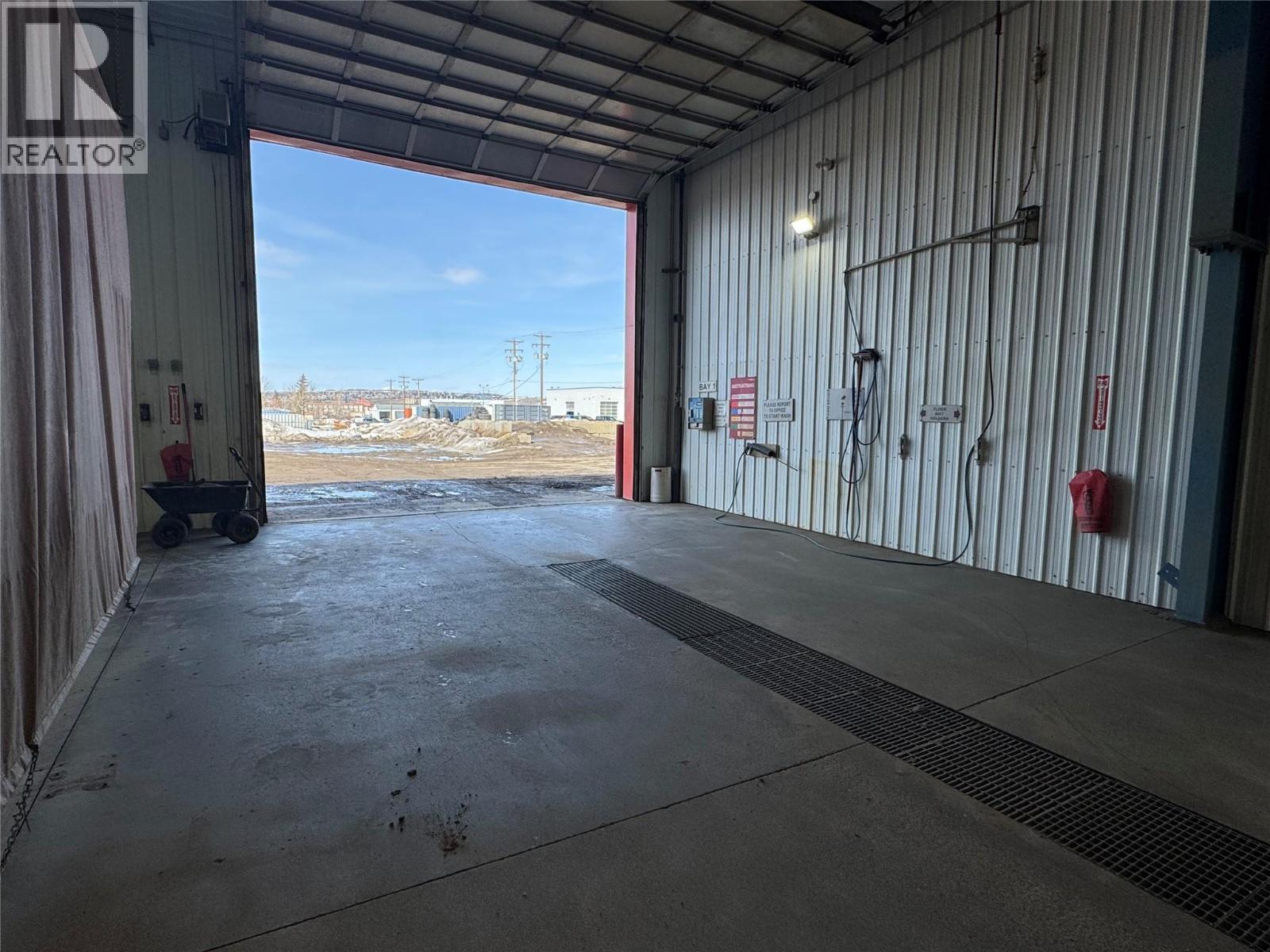 900 Adams Road, Dawson Creek, British Columbia  V1G 0A3 - Photo 4 - 10370007