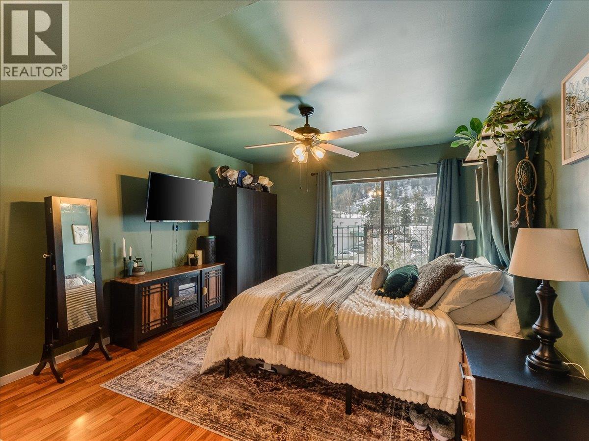 613 11th Avenue, Castlegar, British Columbia  V1N 1J7 - Photo 45 - 10369959