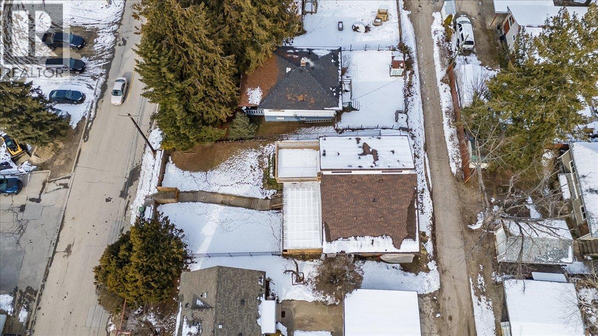 613 11th Avenue, Castlegar, British Columbia  V1N 1J7 - Photo 62 - 10369959