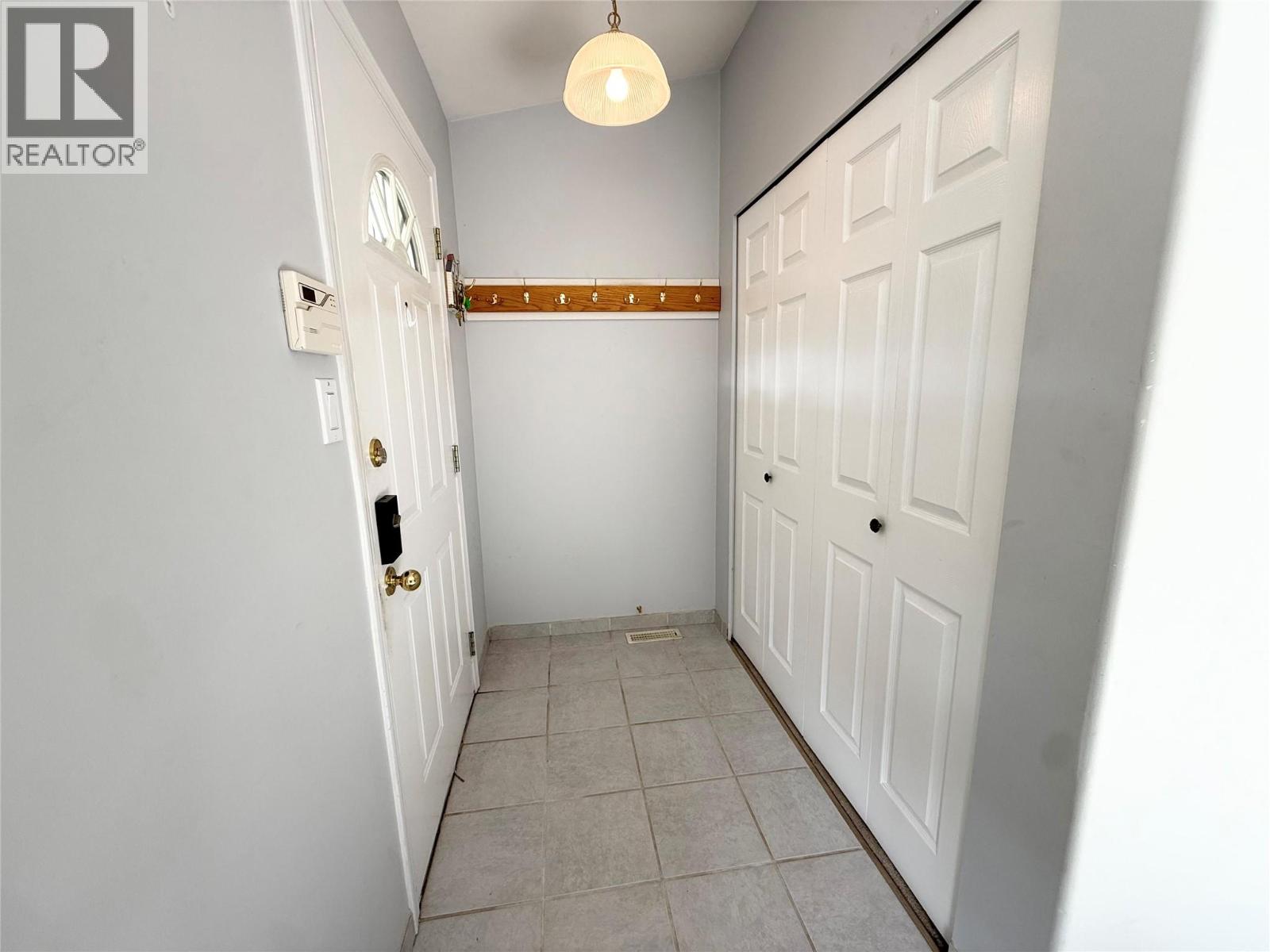 2760 Voght Street Unit# 6, Merritt, British Columbia  V1K 1B8 - Photo 2 - 10370025