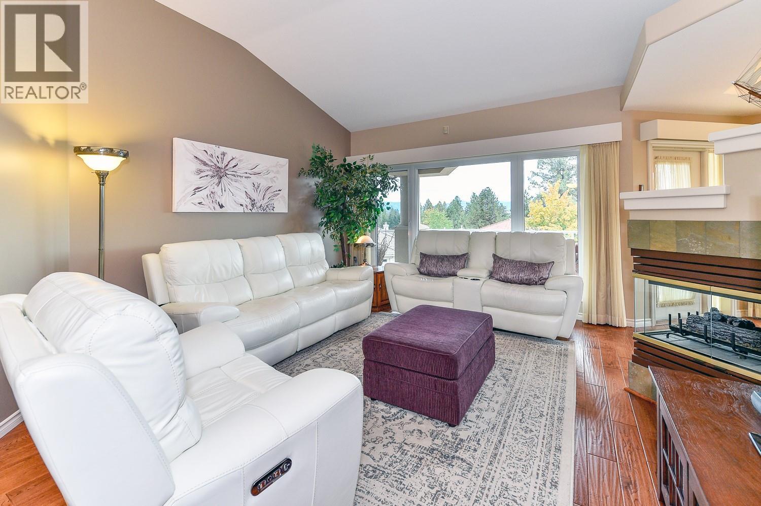 4400 Gallaghers Drive E Unit# 14, Kelowna, British Columbia  V1W 3Z8 - Photo 8 - 10370046