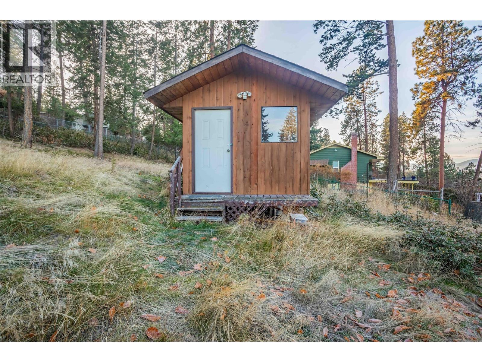 5127 Lakeshore Road, Kelowna, British Columbia  V1W 4J1 - Photo 11 - 10369939