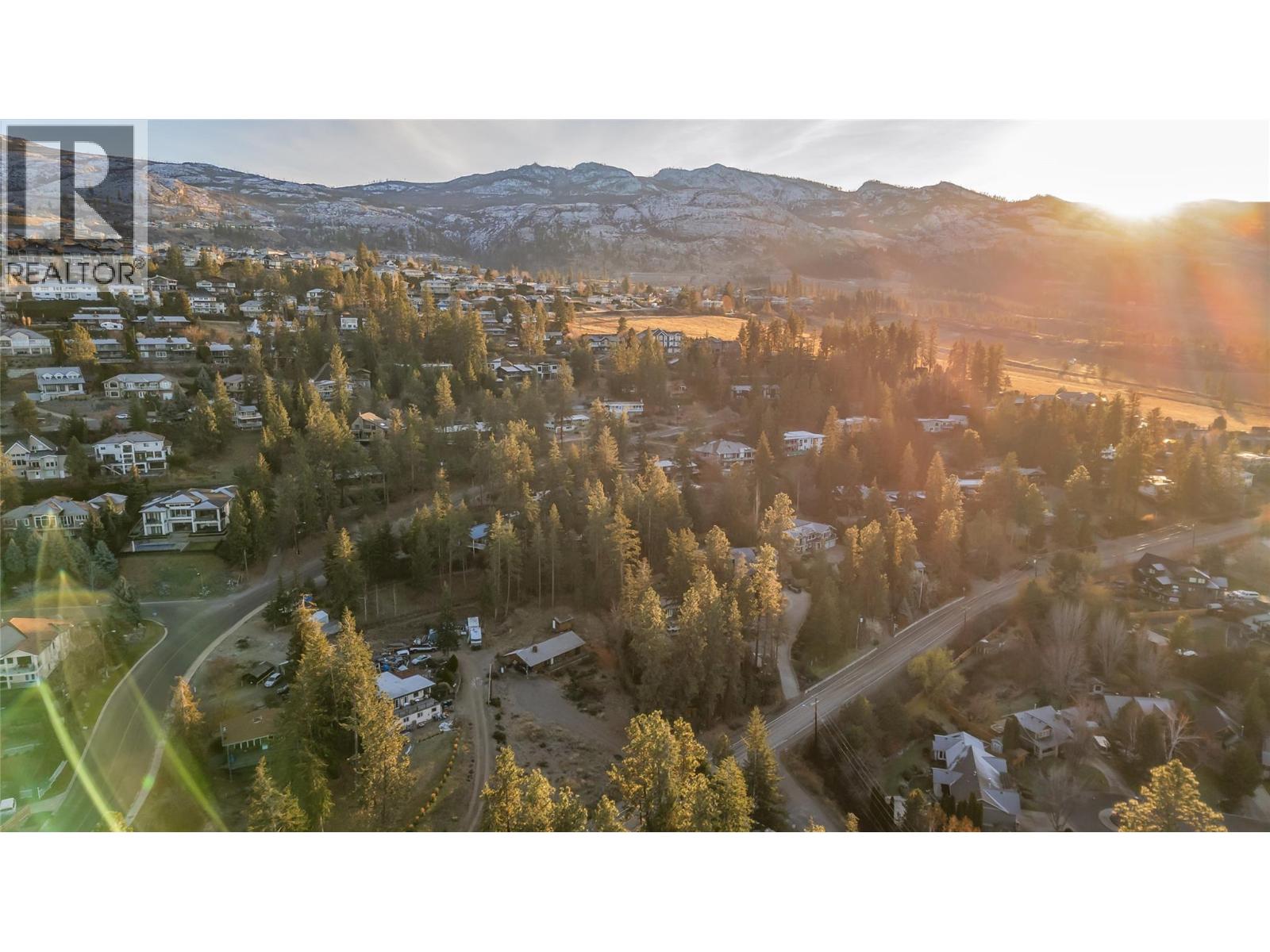 5127 Lakeshore Road, Kelowna, British Columbia  V1W 4J1 - Photo 12 - 10369939