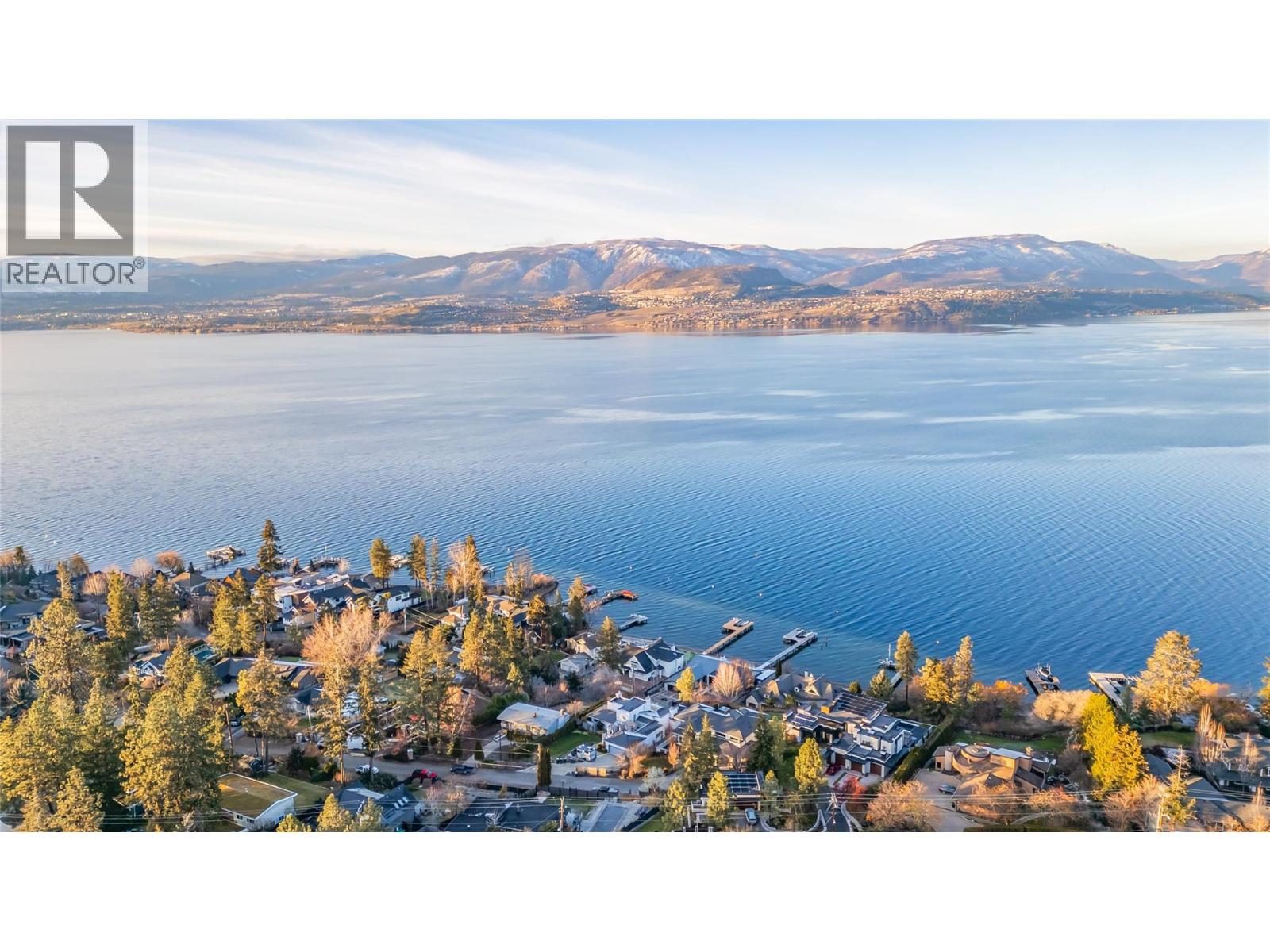 5127 Lakeshore Road, Kelowna, British Columbia  V1W 4J1 - Photo 5 - 10369939