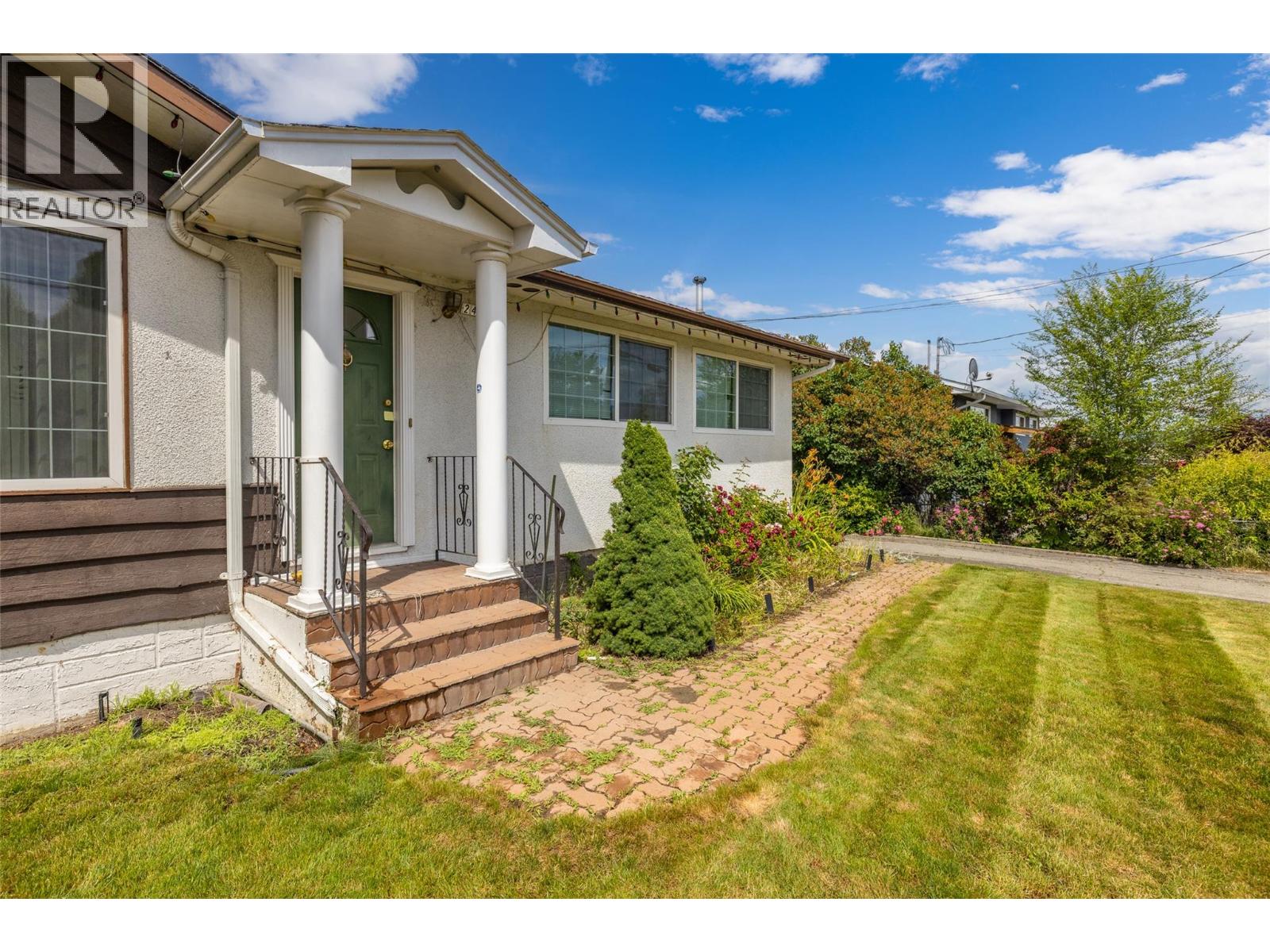 2436 Apollo Road, West Kelowna, British Columbia  V4T 1P7 - Photo 5 - 10369979