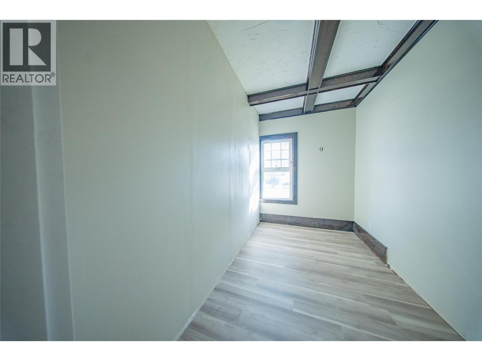 2340 Pandosy Street, Kelowna, British Columbia  V1Y 1T3 - Photo 12 - 10370077