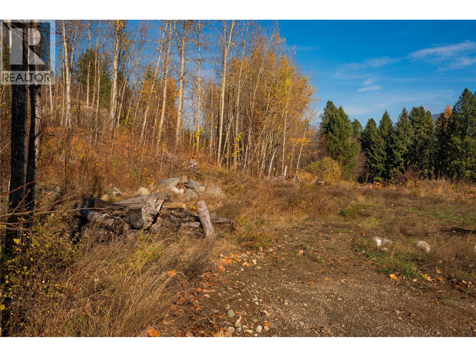 220 Whitman Way, Warfield, British Columbia  V1R 4T9 - Photo 7 - 10370085