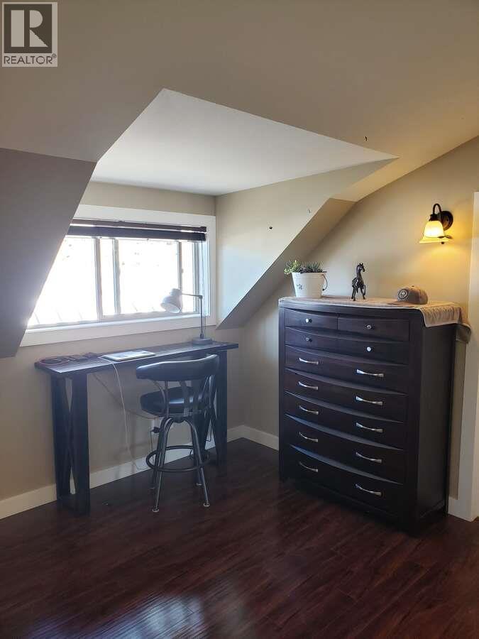 9200 Shale Avenue, Summerland, British Columbia  V0H 1Z2 - Photo 13 - 10370103