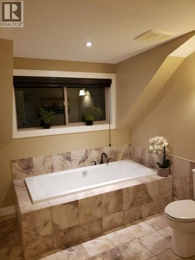 9200 Shale Avenue, Summerland, British Columbia  V0H 1Z2 - Photo 54 - 10370103