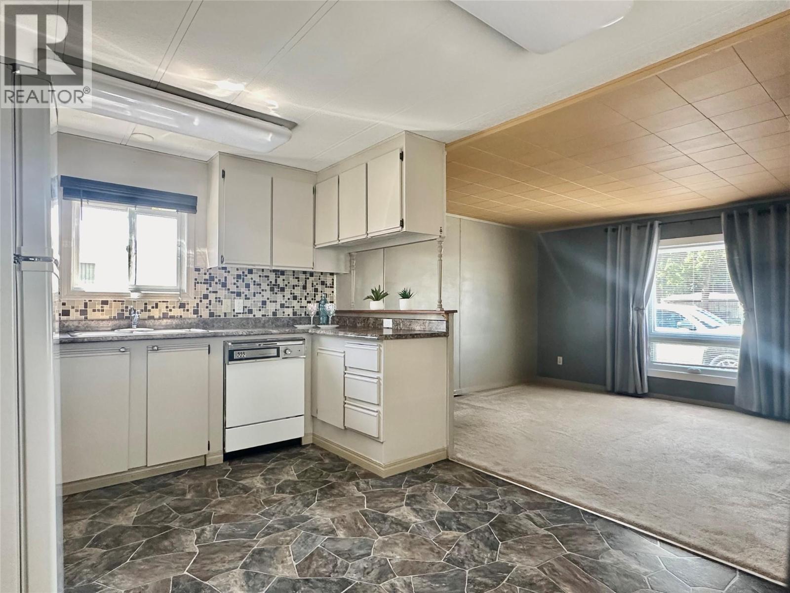 6778 Tucelnuit Drive Unit# 26, Oliver, British Columbia  V0H 1T3 - Photo 3 - 10369969