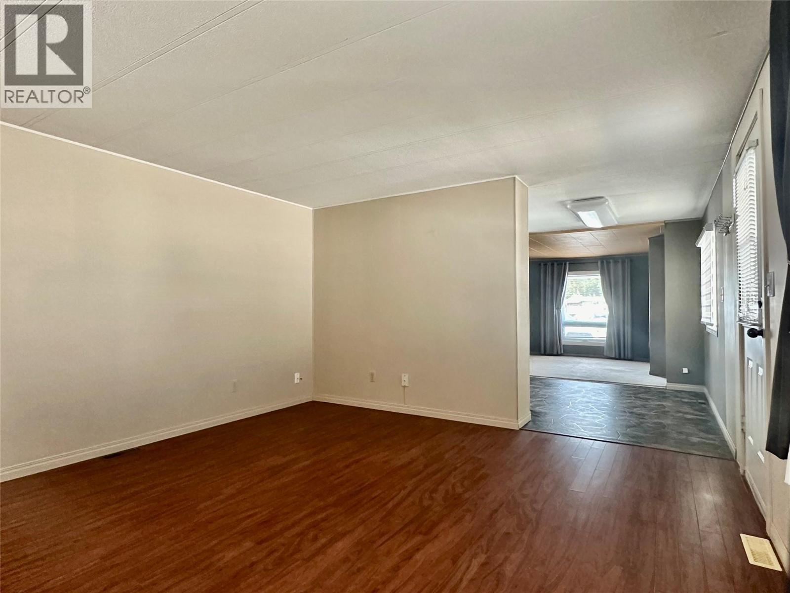 6778 Tucelnuit Drive Unit# 26, Oliver, British Columbia  V0H 1T3 - Photo 9 - 10369969