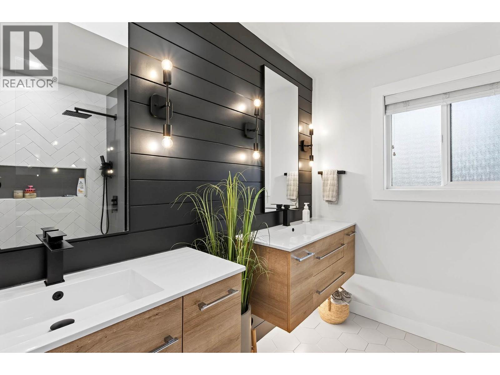 1095 Laurel Place, Kamloops, British Columbia  V1S 1R1 - Photo 78 - 10370119