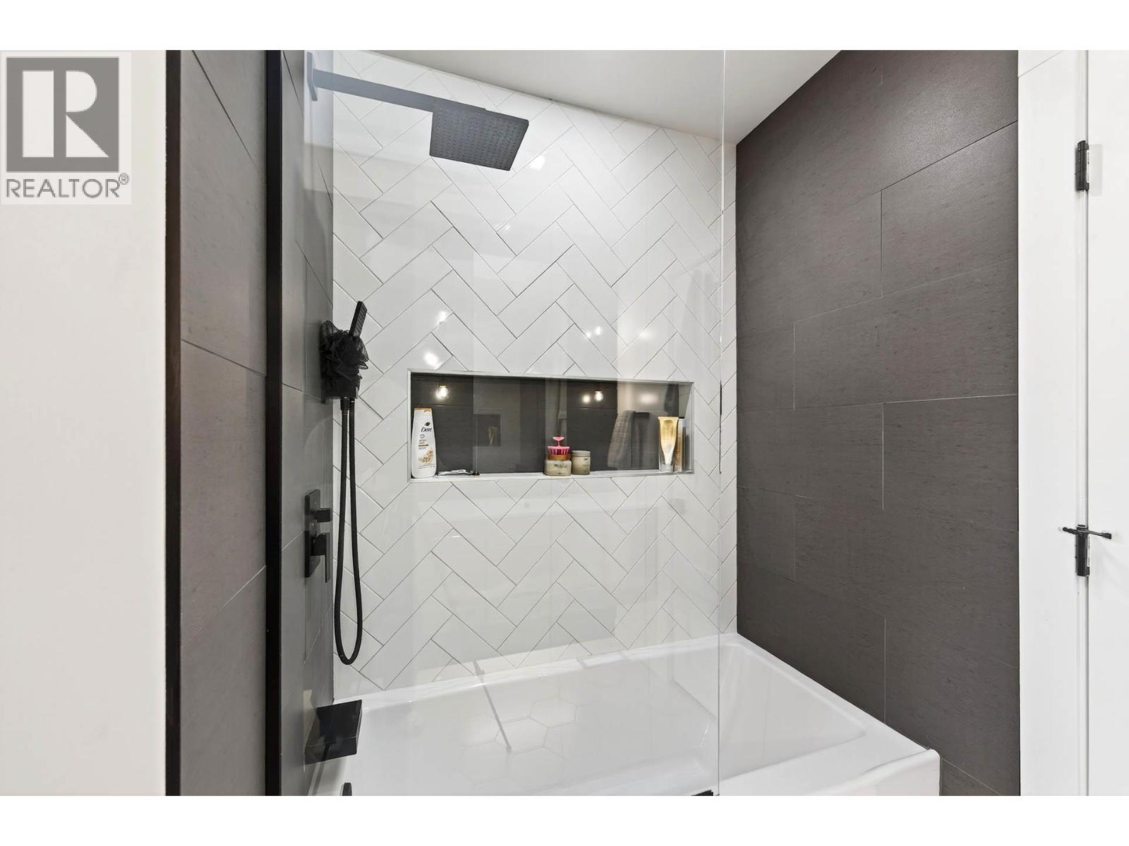 1095 Laurel Place, Kamloops, British Columbia  V1S 1R1 - Photo 80 - 10370119