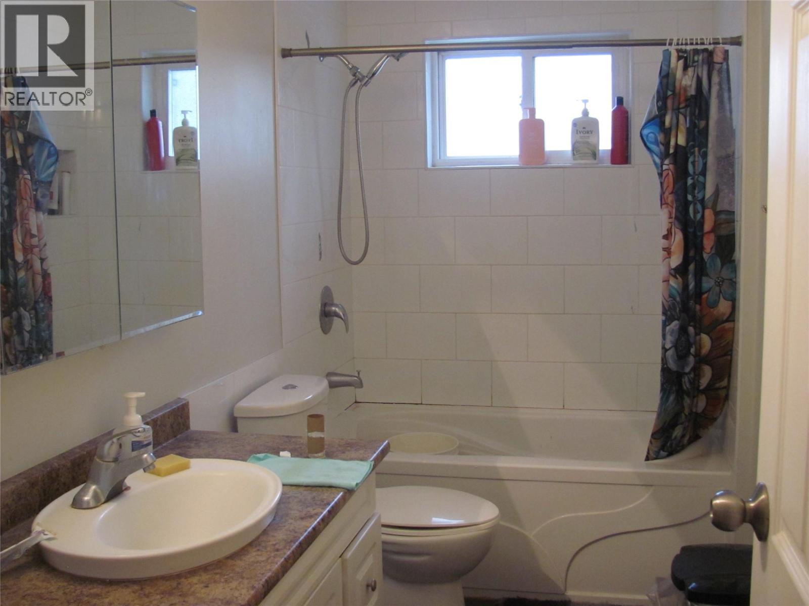 5605 Willow Drive, Vernon, British Columbia  V1T 7W3 - Photo 18 - 10370041