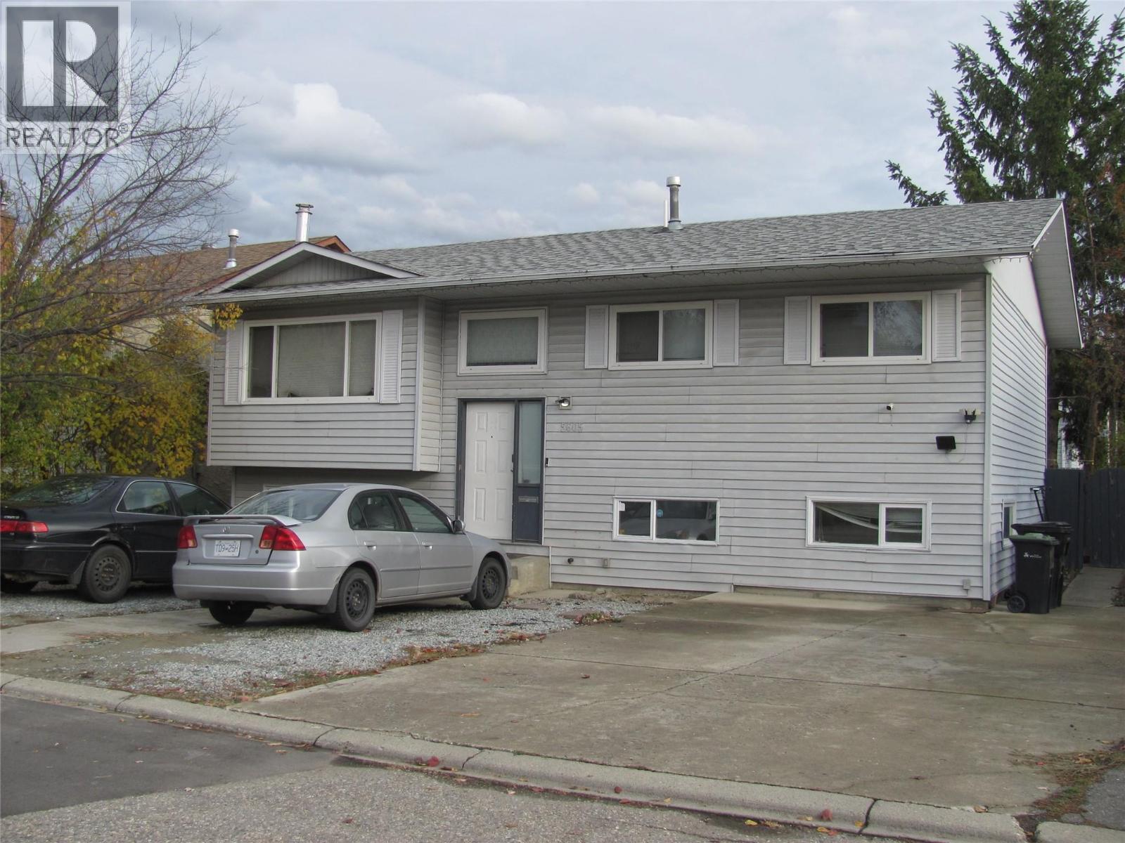 5605 Willow Drive, Vernon, British Columbia  V1T 7W3 - Photo 2 - 10370041