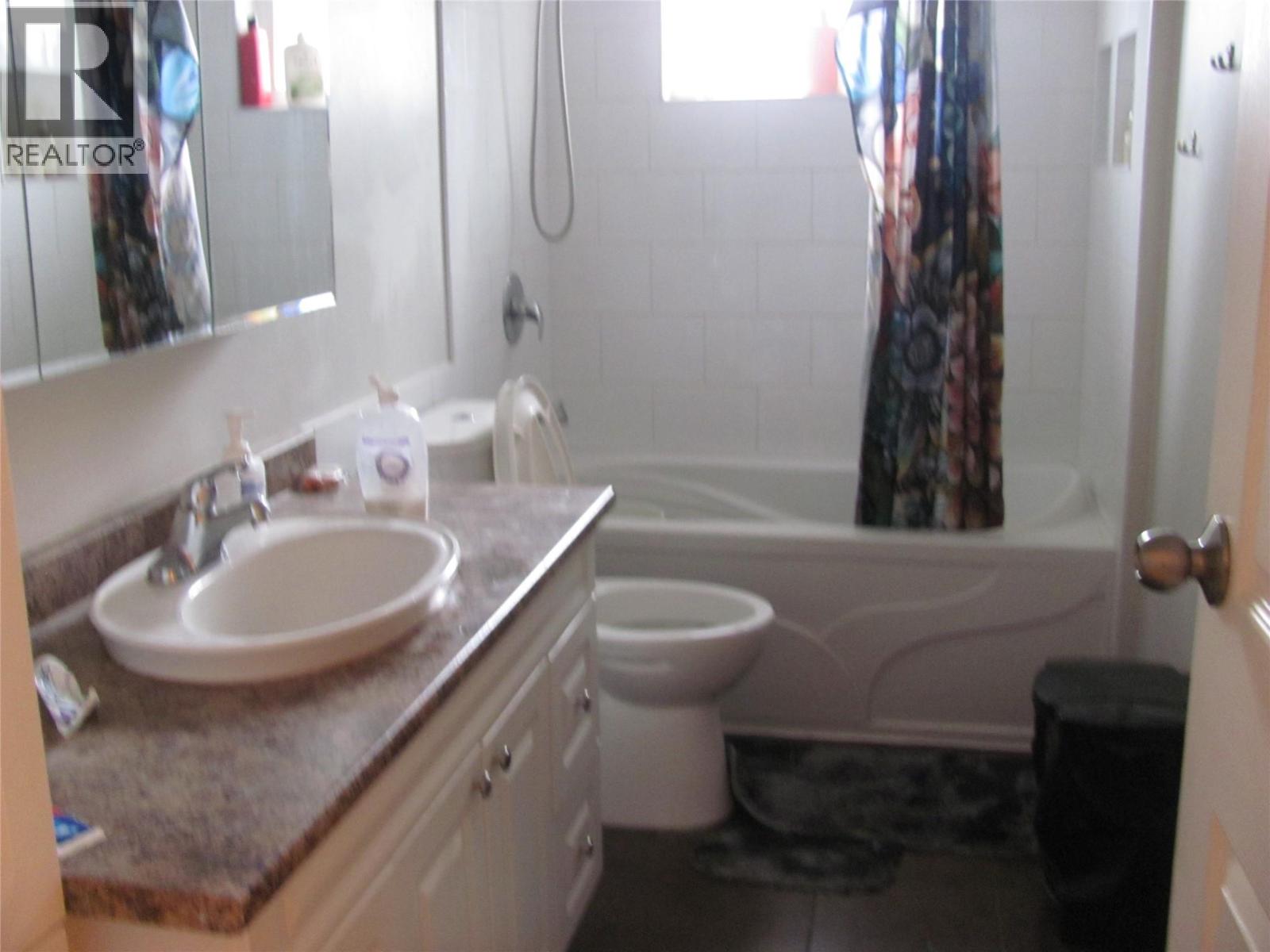 5605 Willow Drive, Vernon, British Columbia  V1T 7W3 - Photo 26 - 10370041