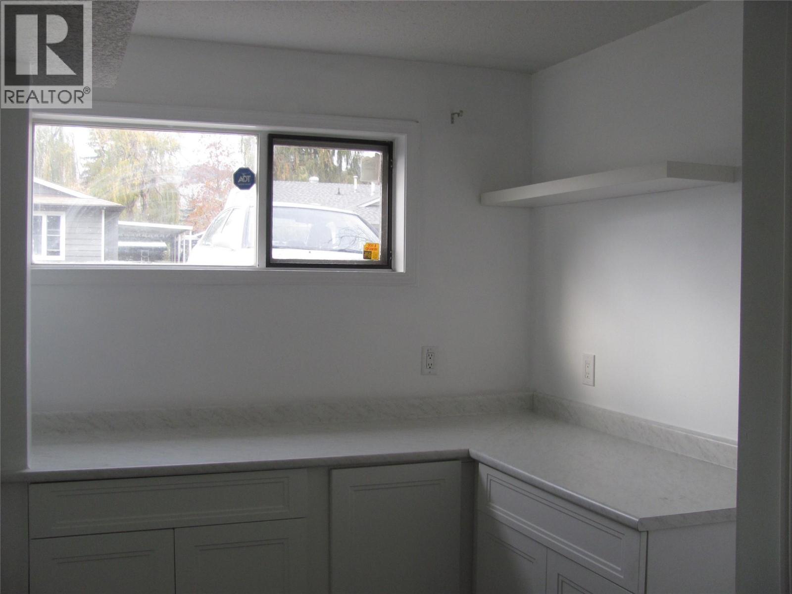 5605 Willow Drive, Vernon, British Columbia  V1T 7W3 - Photo 5 - 10370041
