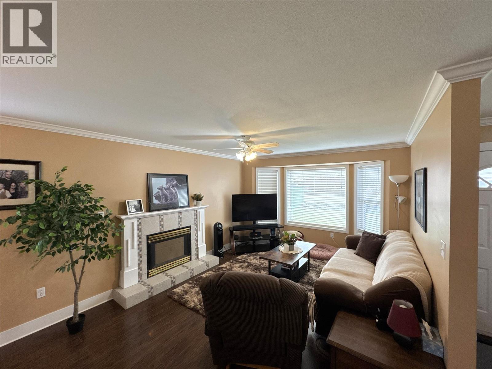 2313 Clapperton Avenue, Merritt, British Columbia  V1K 1B8 - Photo 3 - 10369875