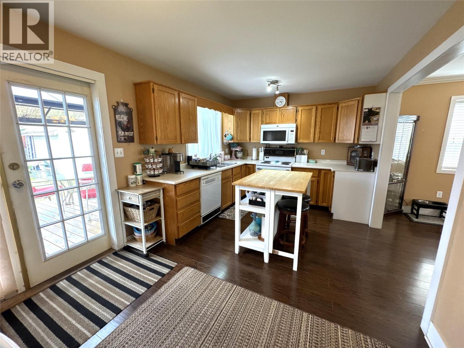 2313 Clapperton Avenue, Merritt, British Columbia  V1K 1B8 - Photo 9 - 10369875