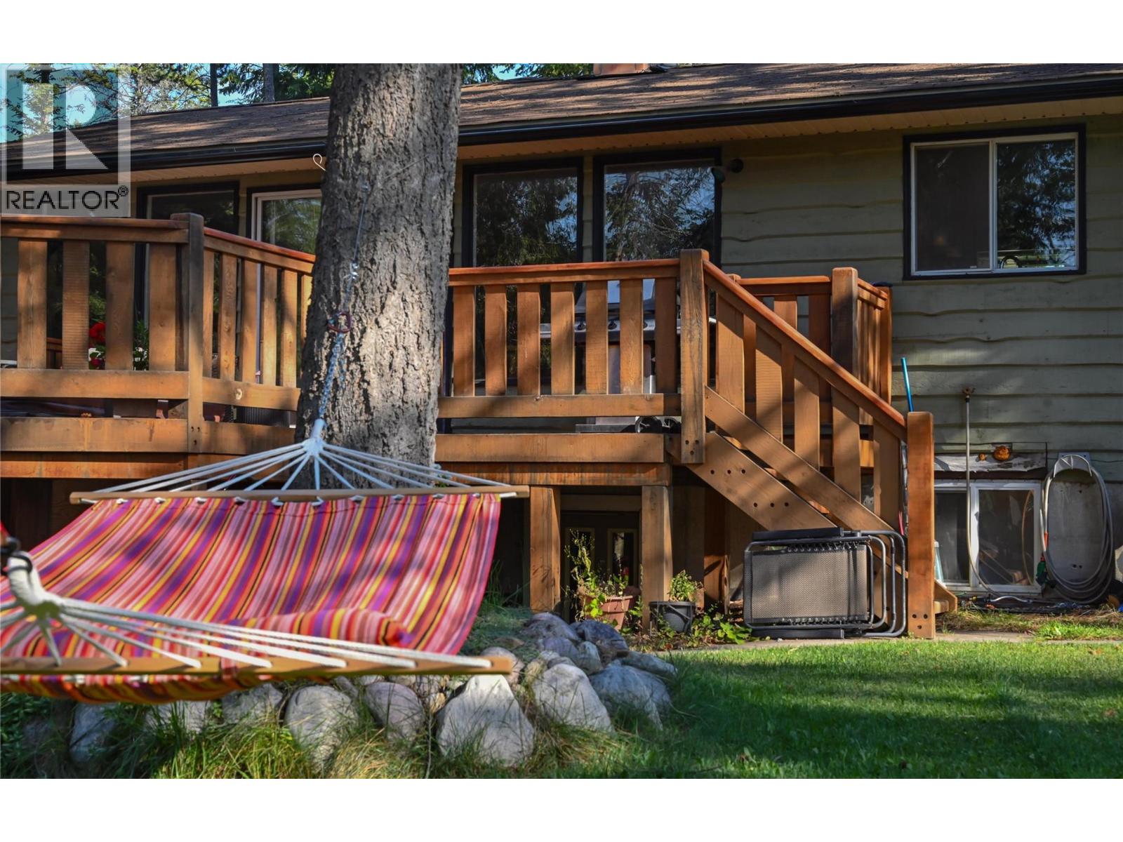 1306 Selkirk Drive, Golden, British Columbia  V0A 1H6 - Photo 18 - 10370134