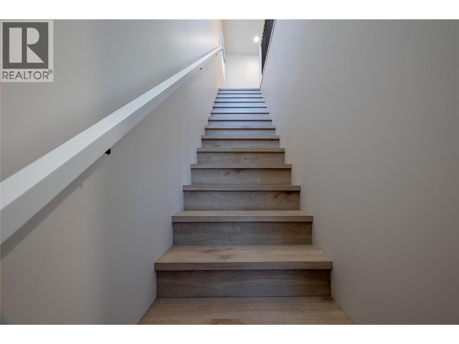 165 Chestnut Avenue, Kamloops, British Columbia  V2B 1L3 - Photo 13 - 10370031