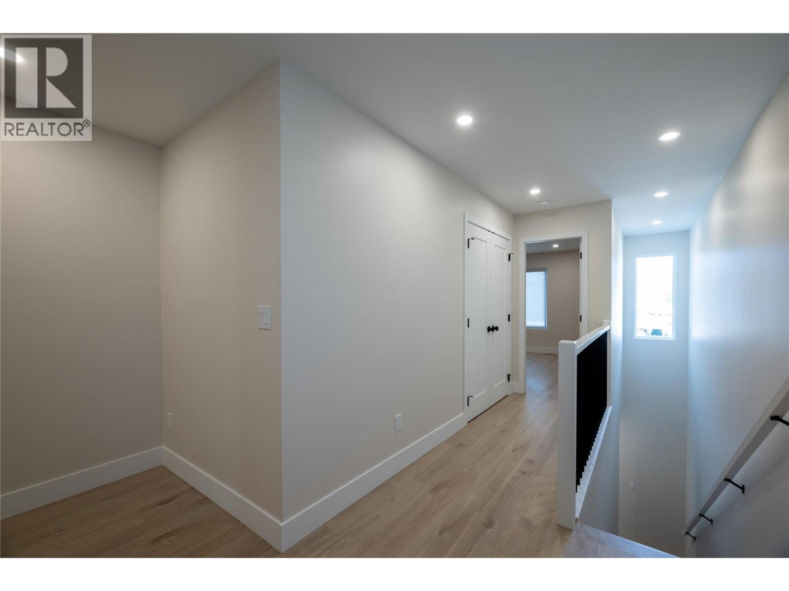 165 Chestnut Avenue, Kamloops, British Columbia  V2B 1L3 - Photo 14 - 10370031