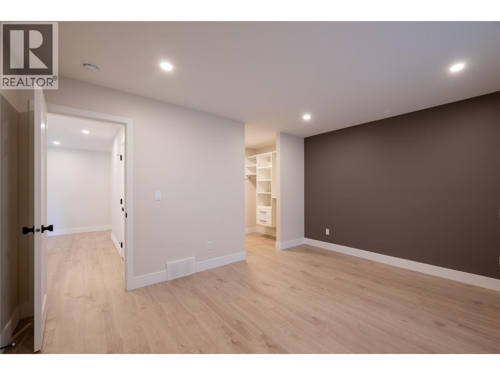 165 Chestnut Avenue, Kamloops, British Columbia  V2B 1L3 - Photo 17 - 10370031