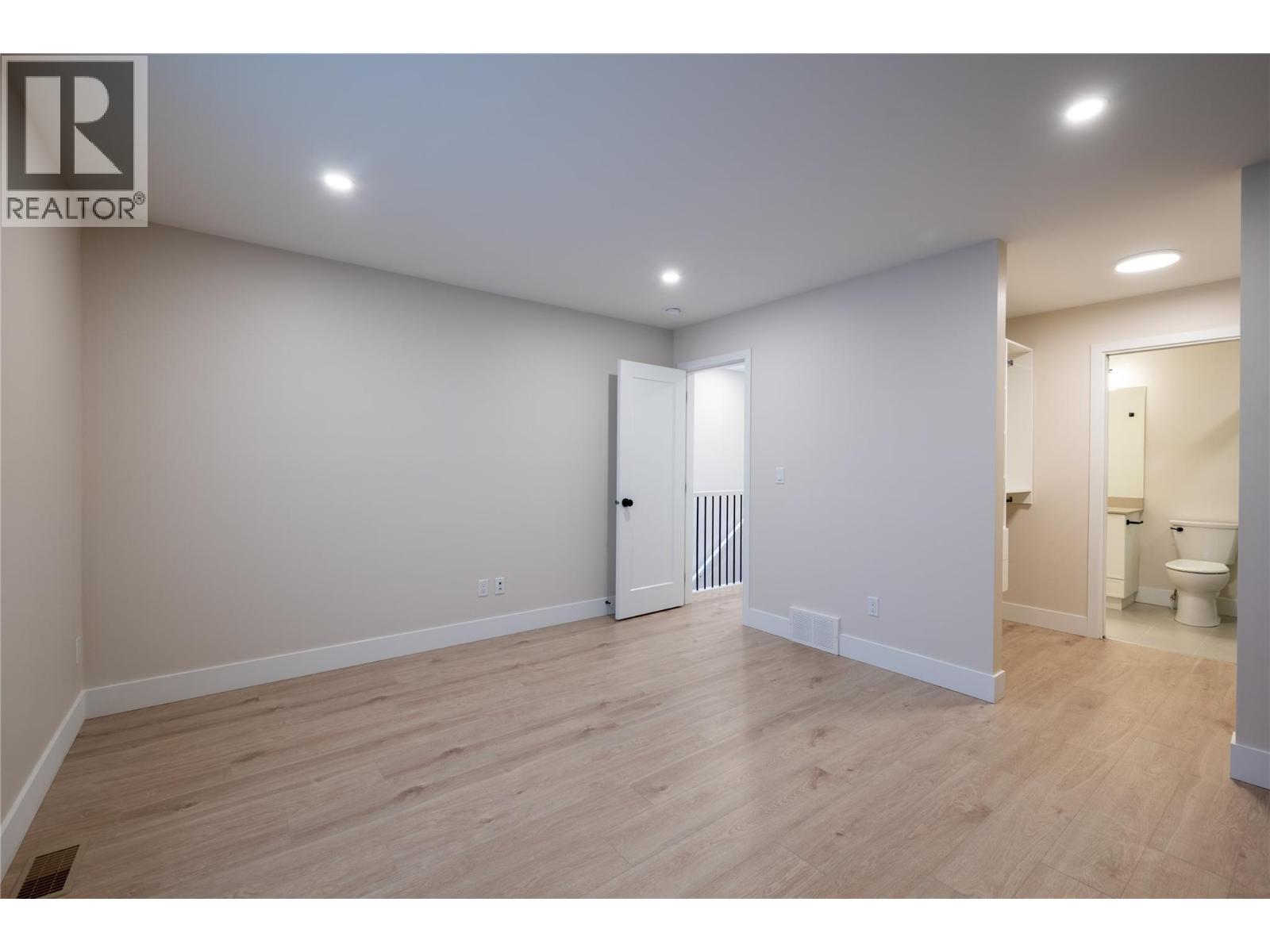 165 Chestnut Avenue, Kamloops, British Columbia  V2B 1L3 - Photo 18 - 10370031