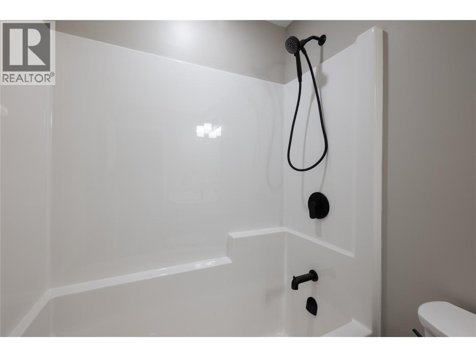 159 Chestnut Avenue, Kamloops, British Columbia  V2B 1L3 - Photo 30 - 10370030