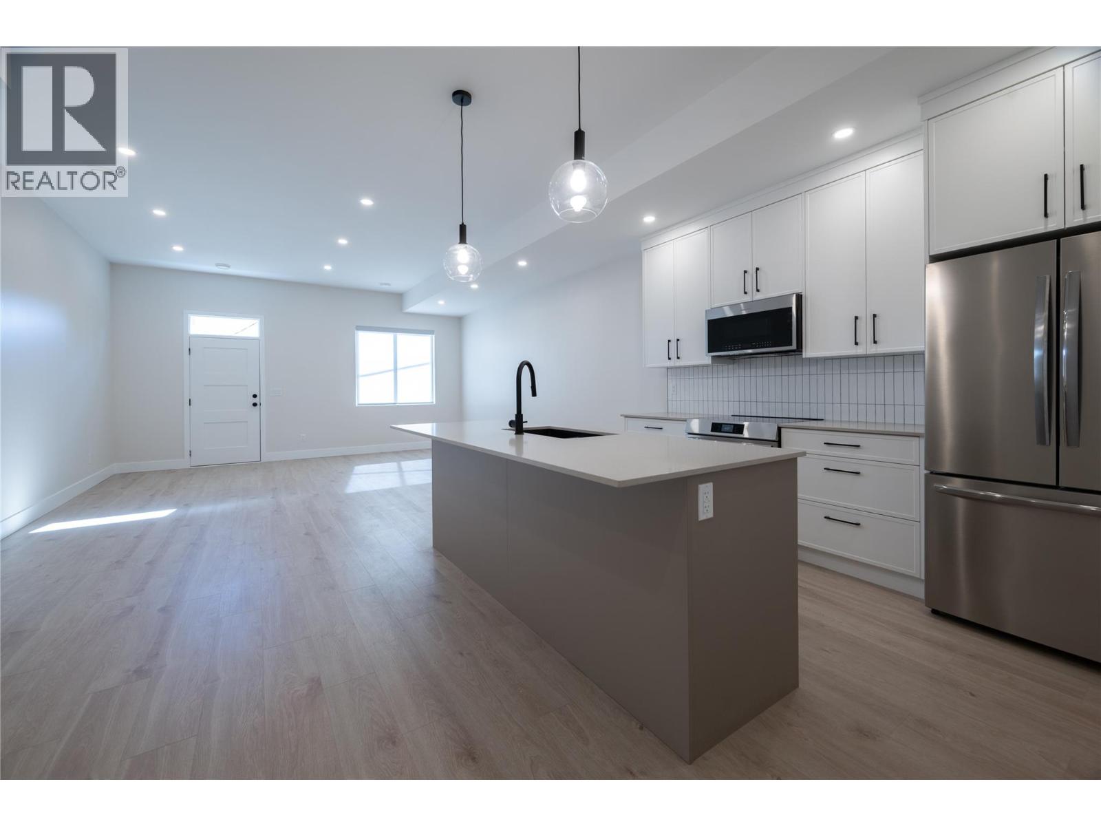 163 Chestnut Avenue, Kamloops, British Columbia  V2B 1L3 - Photo 14 - 10370033