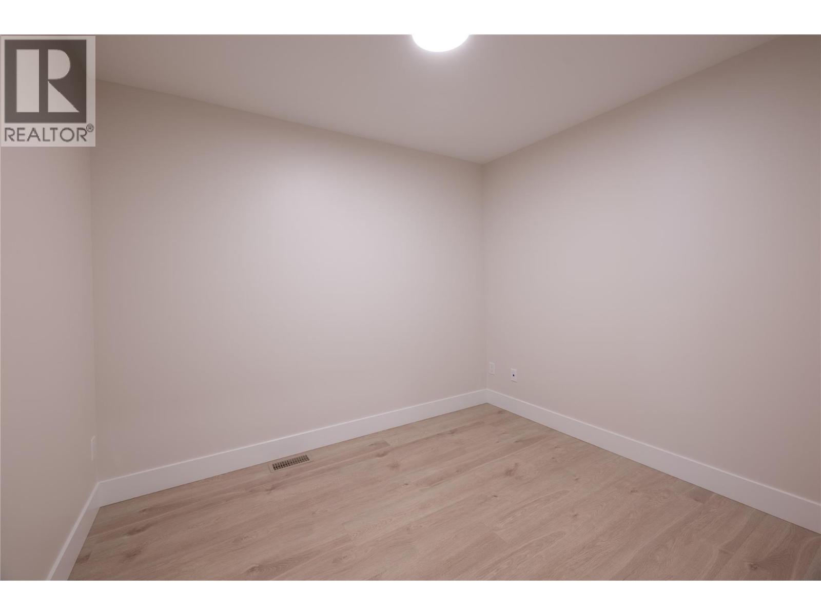 163 Chestnut Avenue, Kamloops, British Columbia  V2B 1L3 - Photo 26 - 10370033